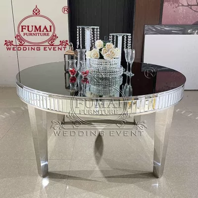 Round event tables for sale