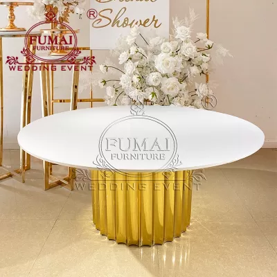 Table rentals for events