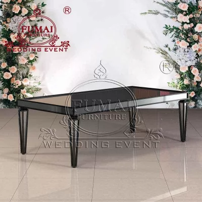 Banquet tables for sale