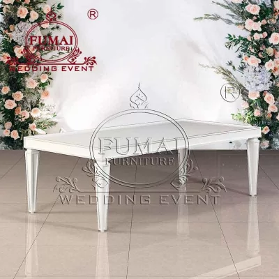 White event table