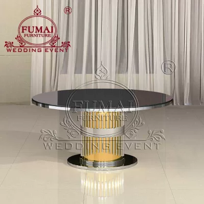 Elegant Round Wedding Tables