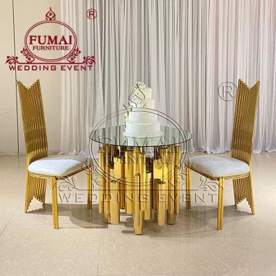 Gold Cake Table