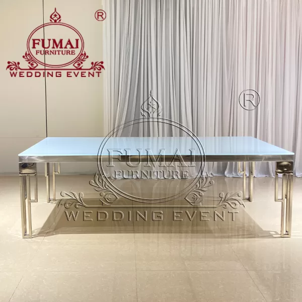 Wholesale Banquet Table for Creative Wedding and Party Decor