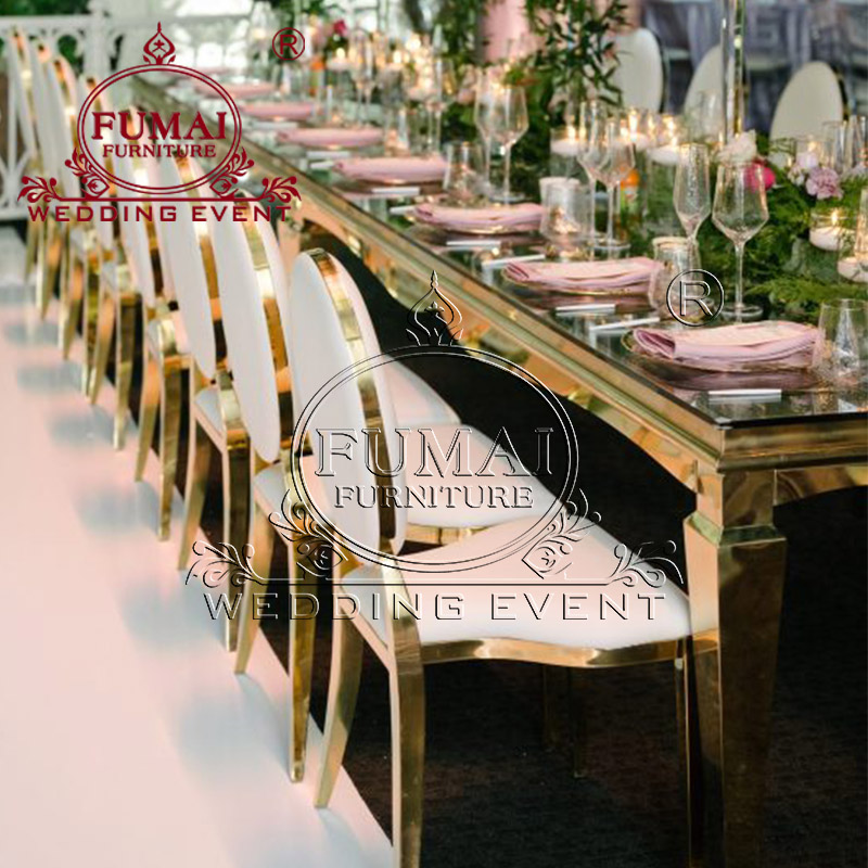 The appeal of mirrored tables and luxe chairs